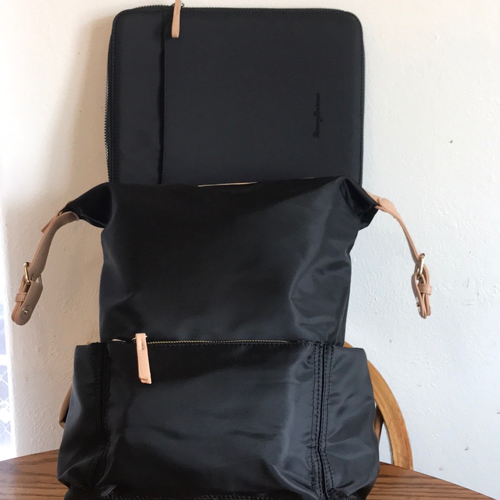 TOMMY BAHAMA nylon black BACKPACK PORTFOLIO CASE new
